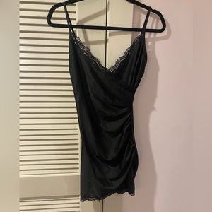 LACE CINCHED LITTLE BLACK MINI DRESS
